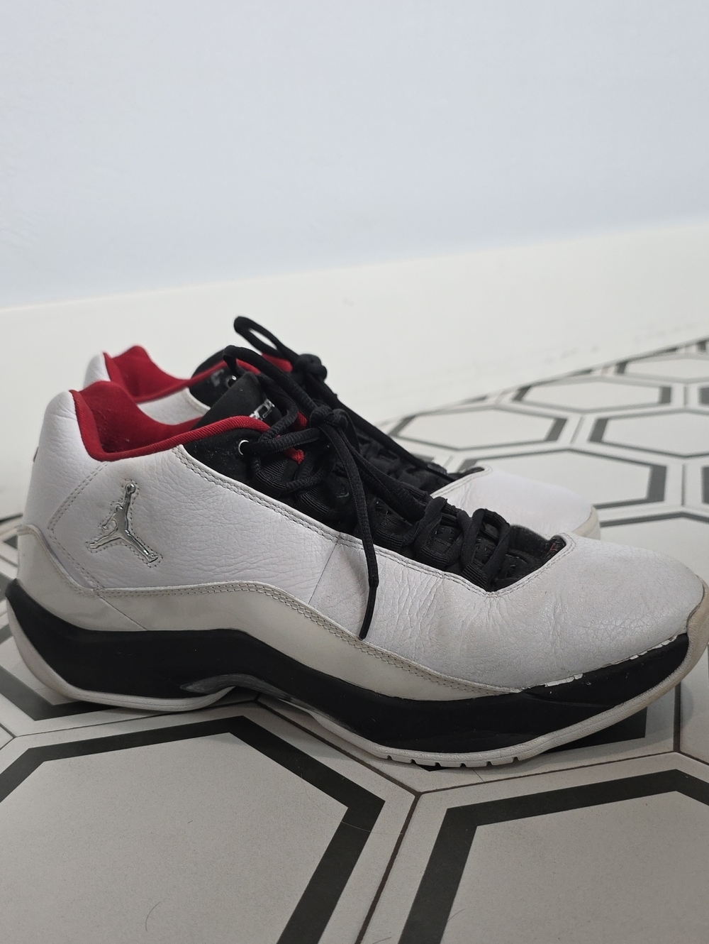 Jordan Men’s White/Black/Red Low-Top Sneakers